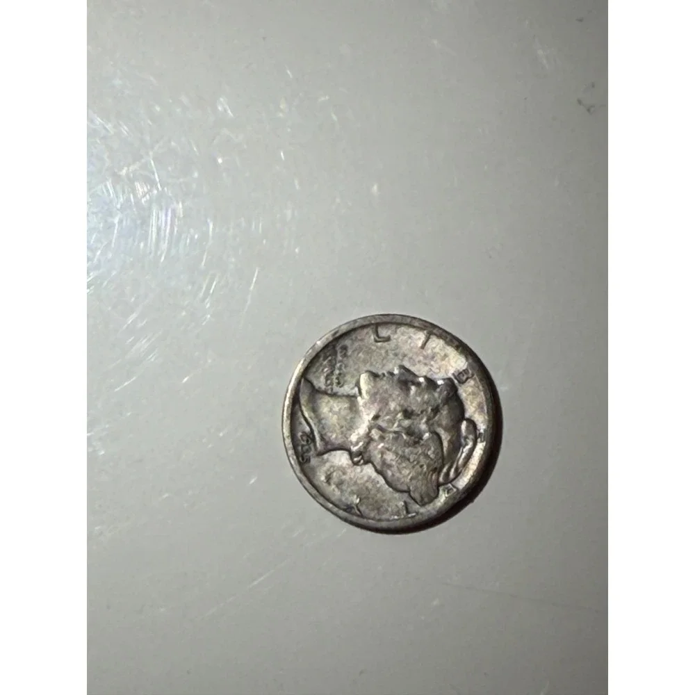 1935 Mercury Dime 90% Silver Winged Liberty Head US Ten Cent Coin Philadelphia